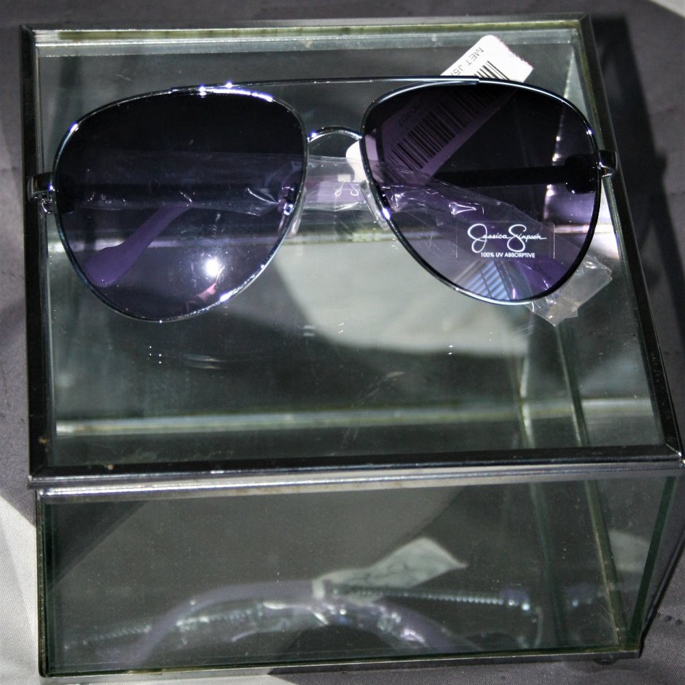 Jessica Simpson - Sunglasses- NWT